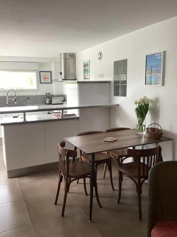 Moderne Avec Terrasse - Proche